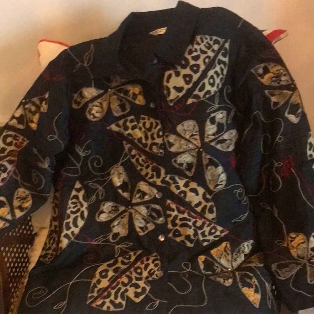 Laura Ashley petite ladies  Jacket with 100% silk lining .